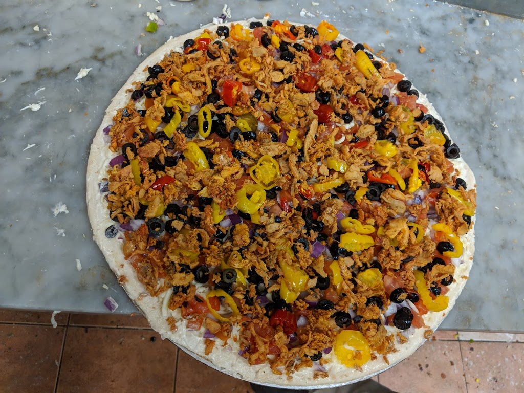 Lava Pizza & Wings | 550 Fennell Ave E, Hamilton, ON L8V 5S9, Canada | Phone: (905) 574-6666