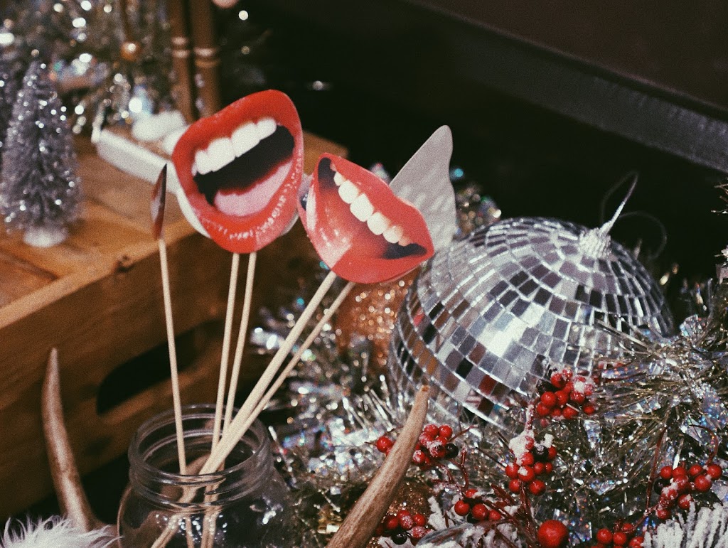 Happy Hour Photo Co. | 561 Woolwich Pl, Waterloo, ON N2J 4G8, Canada | Phone: (226) 666-4274