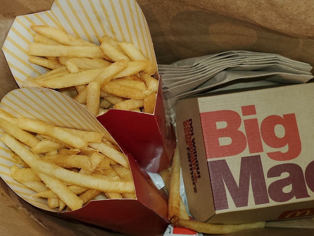 McDonalds | 7 Allen St, Weyburn, SK S4H 3N9, Canada | Phone: (306) 842-4660