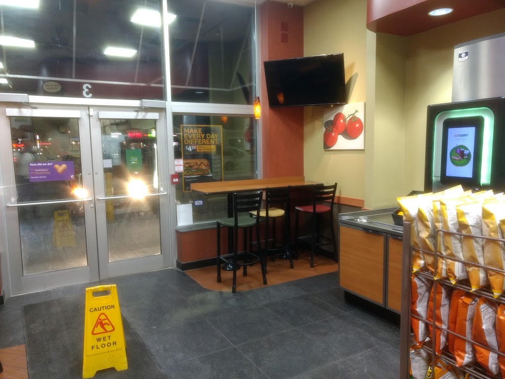 Subway | 3582 Major MacKenzie Dr W, Maple, ON L6A 1S1, Canada | Phone: (905) 417-6499