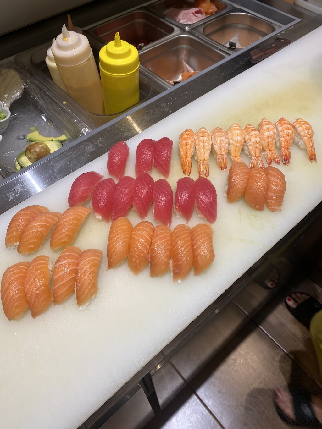 Restaurant Oh mon sushi | 3226 Rue Beaubien E, Montréal, QC H1Y 1H7, Canada | Phone: (514) 667-7117