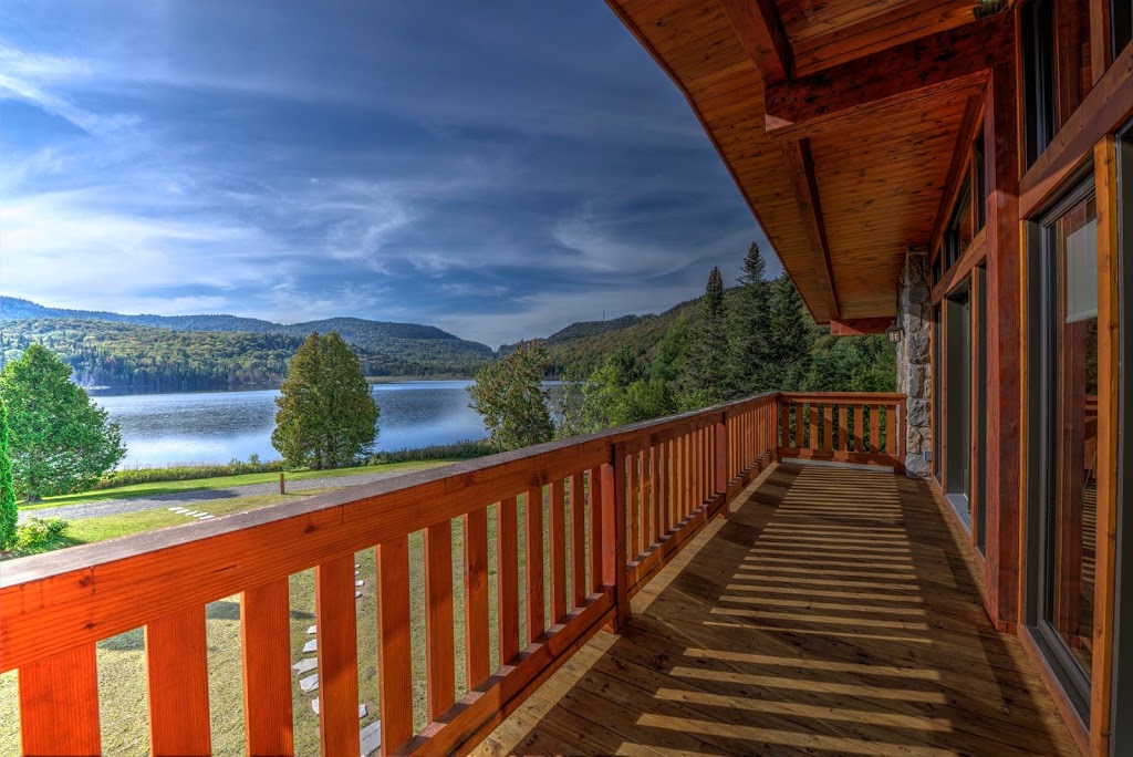 Le Grand R | 251 Chemin Fusey, Saint-Donat-de-Montcalm, QC J0T 2C0, Canada | Phone: (819) 424-1333