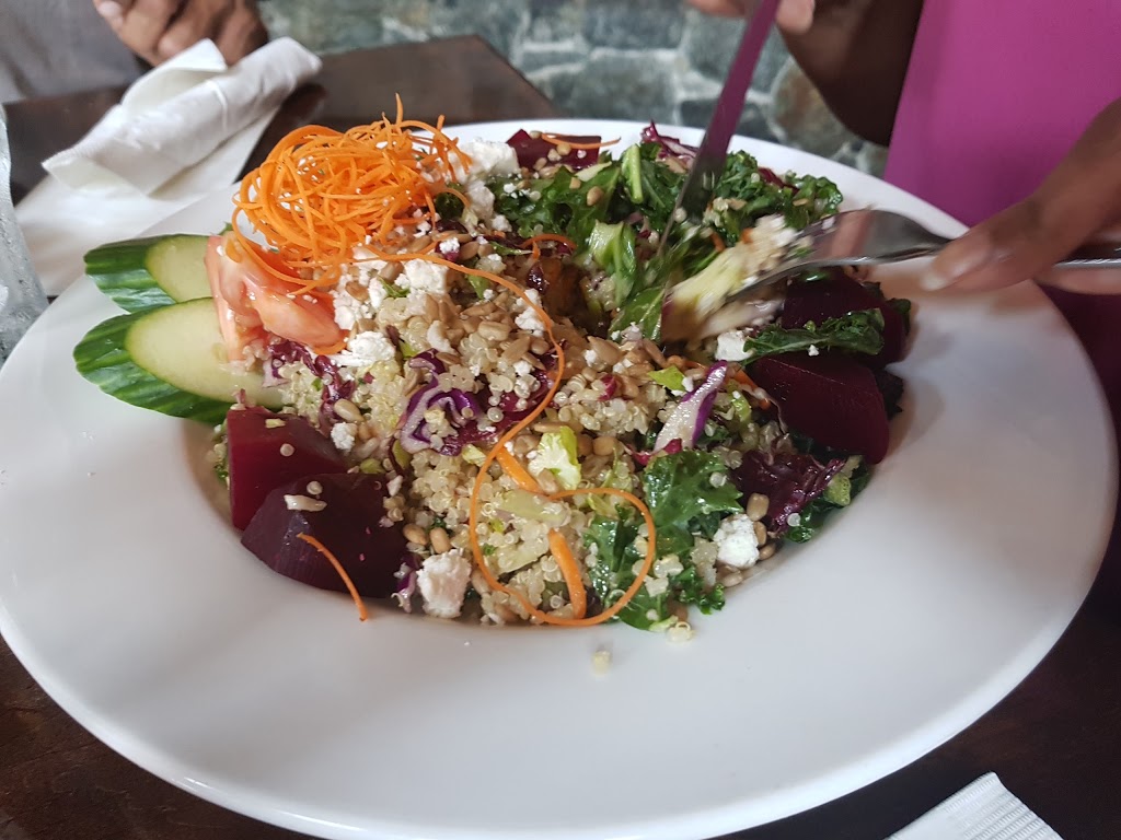 Jacks Place | 2020 Country Club Way, Victoria, BC V9B 6R3, Canada | Phone: (250) 391-5225