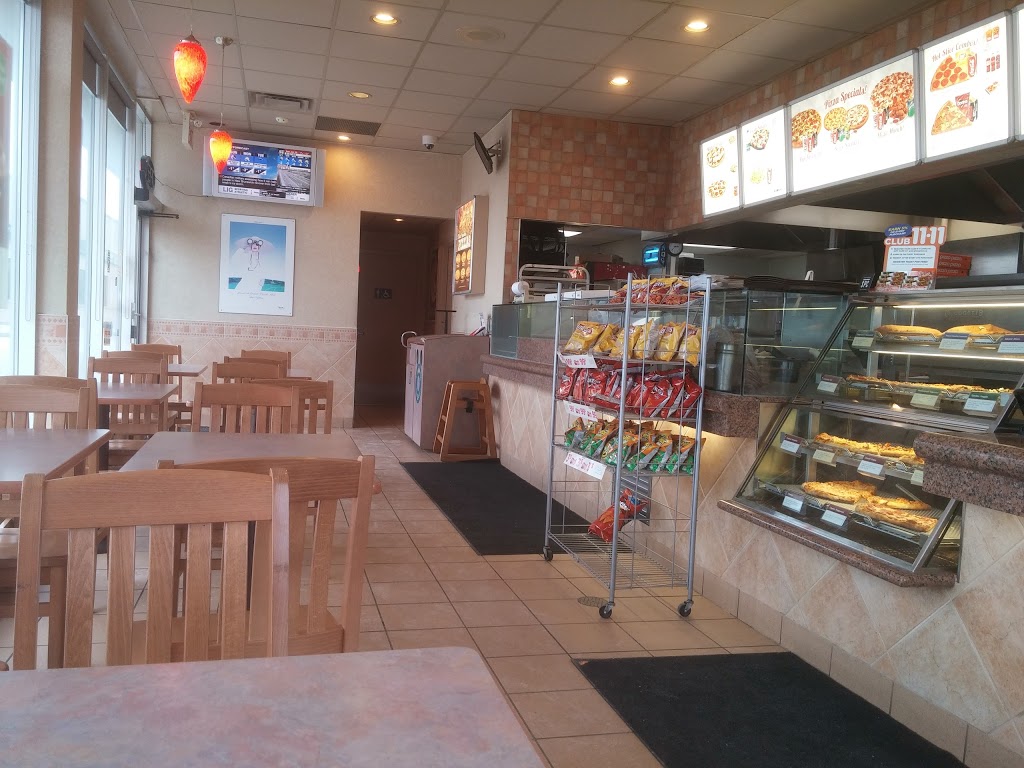 Pizza Pizza | 570 Longworth Ave, Bowmanville, ON L1C 0E8, Canada | Phone: (905) 697-1111