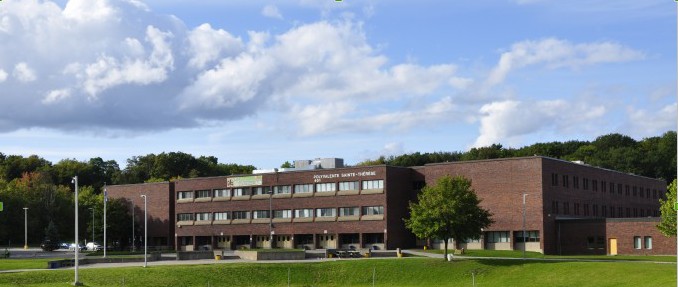 Polyvalente Sainte-Thérèse | 401 Boulevard du Domaine, Sainte-Thérèse, QC J7E 4S4, Canada | Phone: (450) 433-5400