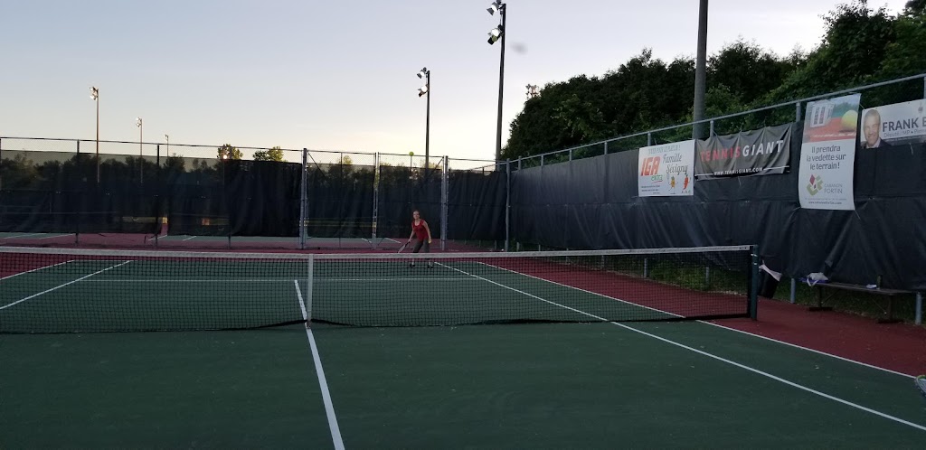 Club de Tennis Île-Bizard | 504 Mnt de lÉglise, LÎle-Bizard, QC H9C 1G9, Canada | Phone: (514) 620-6600