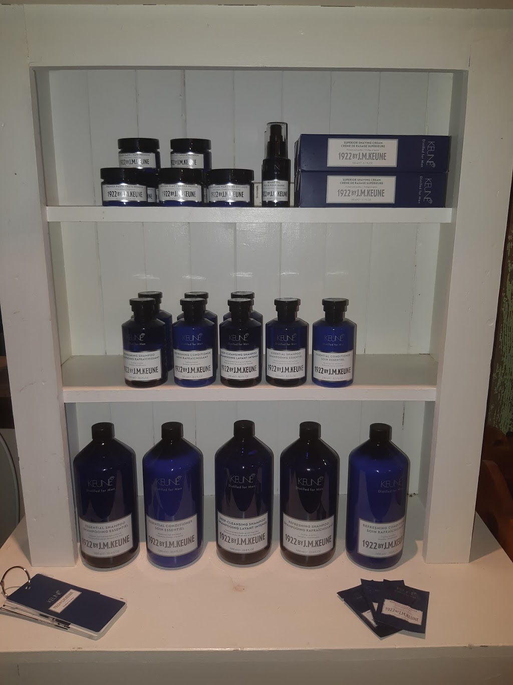 TRANSITION salon and gift shop | 18 Beckwith St S, Smiths Falls, ON K7A 2A8, Canada | Phone: (613) 284-0555