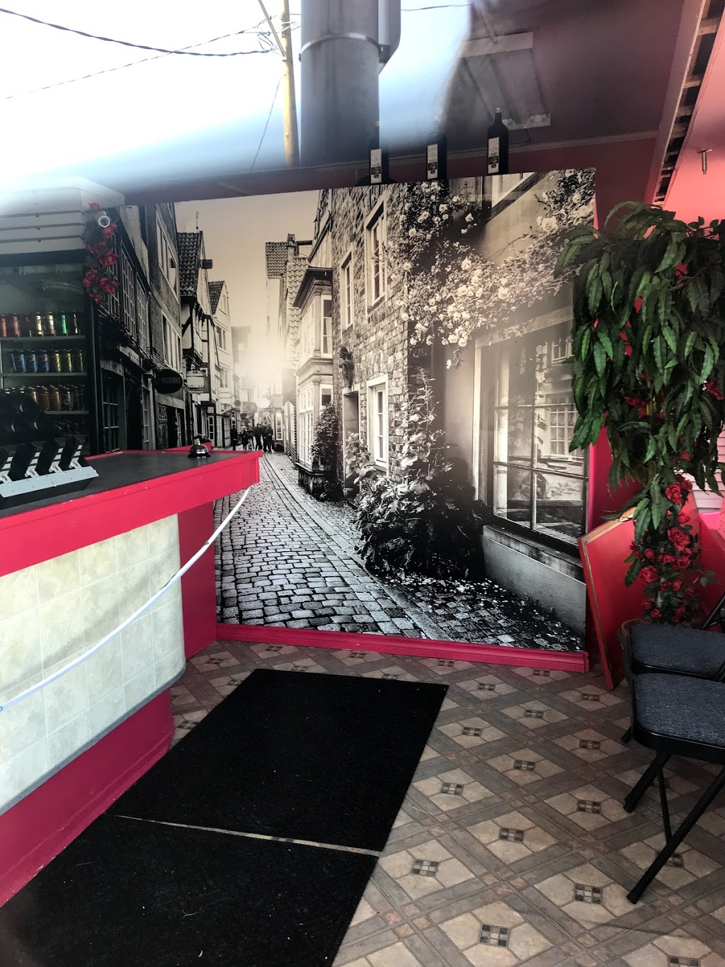 A Pizza Factory | 213 Market St, Brantford, ON N3T 3A7, Canada | Phone: (519) 304-9080