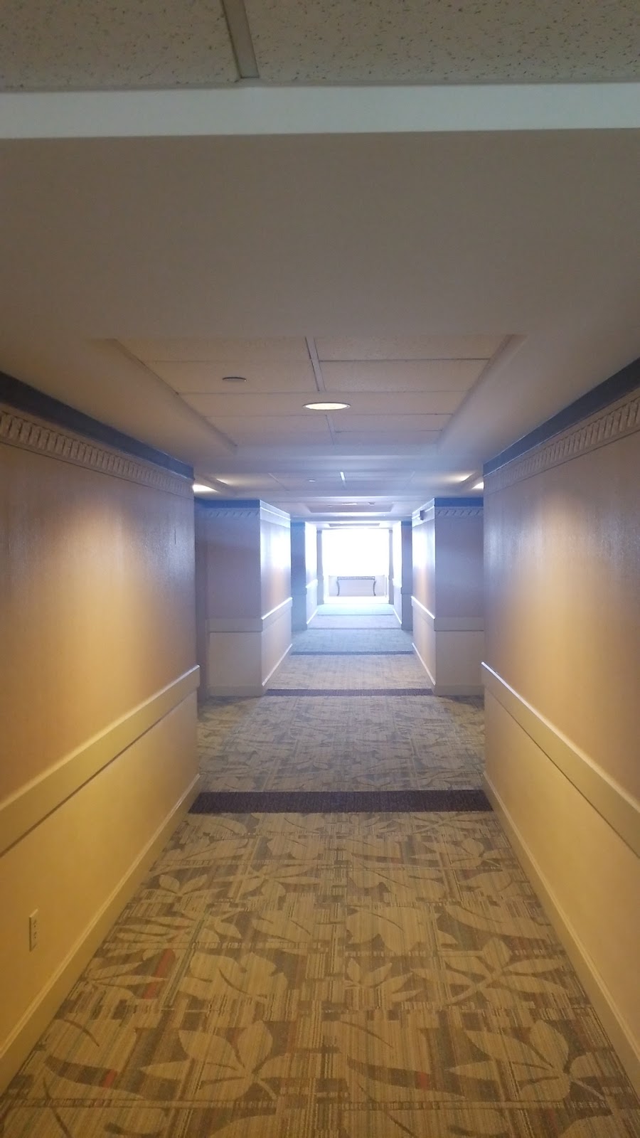 The Glenmore Inn & Convention Centre | 1000 Glenmore Ct SE, Calgary, AB T2C 2E6, Canada | Phone: (403) 279-8611