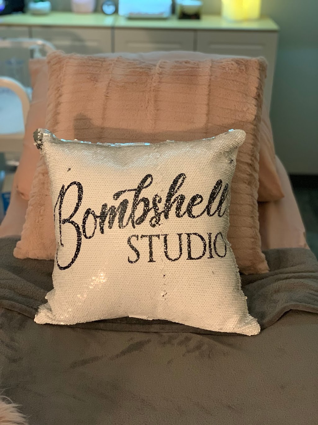 Bombshell Studio | 169 Front St unit b, Sturgeon Falls, ON P2B 2H9, Canada | Phone: (705) 492-9567