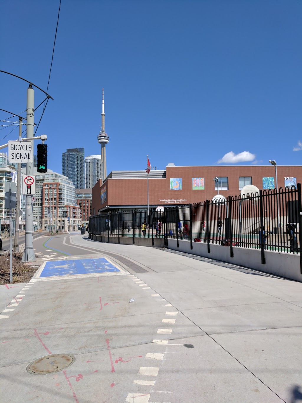 The Waterfront School | 635 Queens Quay W, Toronto, ON M5V 3G3, Canada | Phone: (416) 393-8500