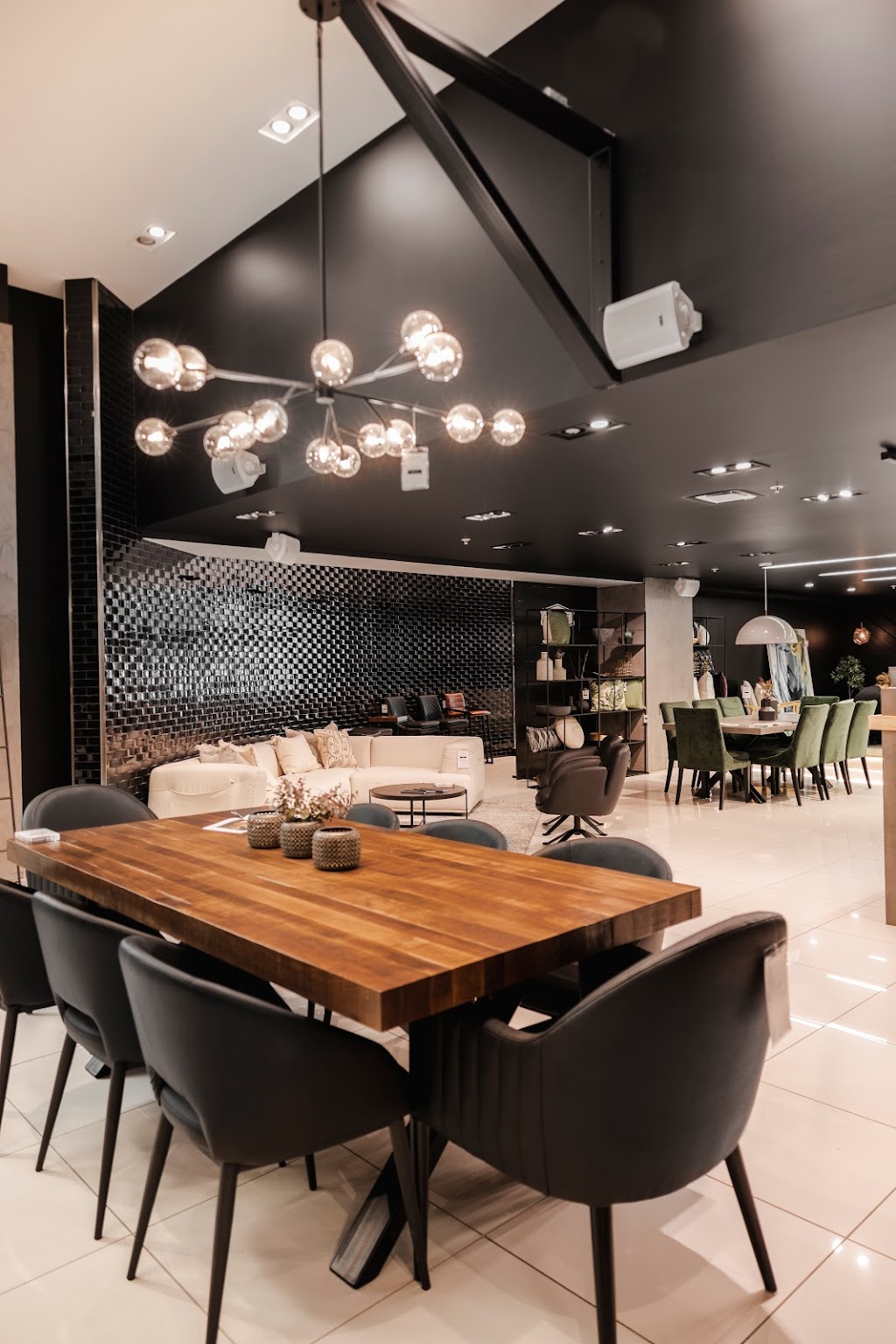 LUSINE - Boutique Place de la Cité | 2600 Bd Laurier, Québec, QC G1V 4T3, Canada | Phone: (418) 931-8383
