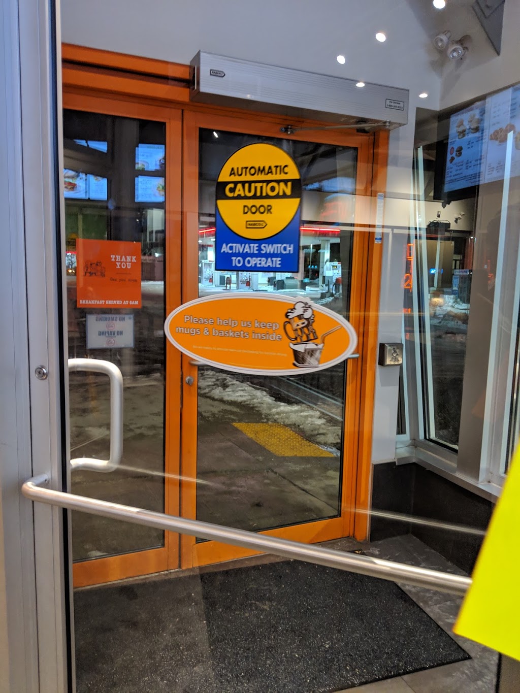 Shops on Dundas | 2501 Prince Michael Dr, Oakville, ON L6H 0B6, Canada