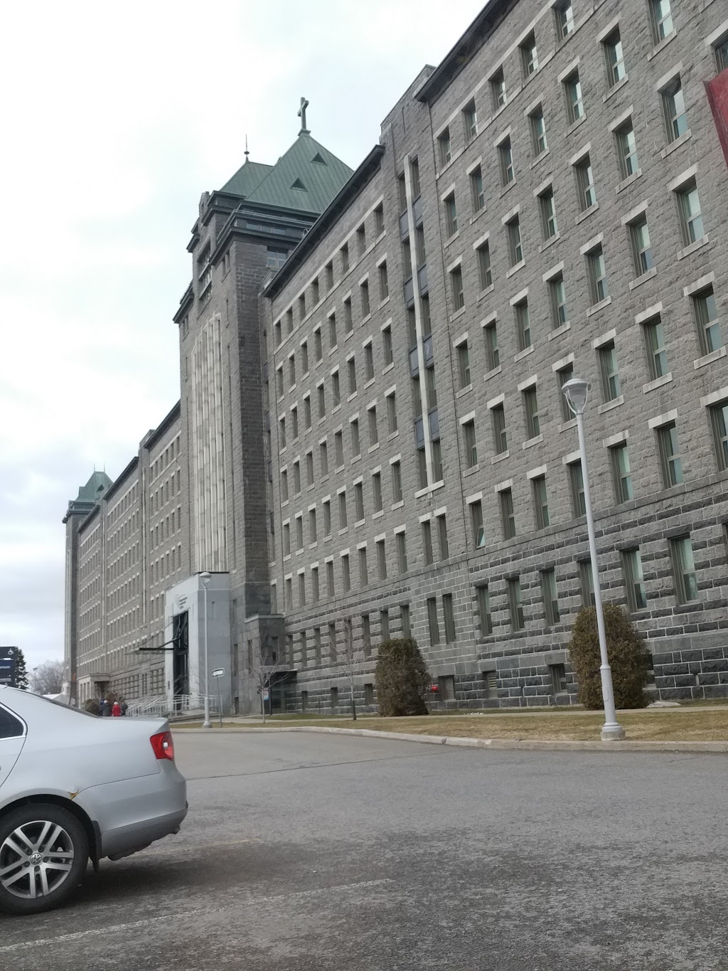 University Institute in Mental Health of Quebec | 2601 Chemin de la Canardière, Québec, QC G1J 2G3, Canada | Phone: (418) 663-5000