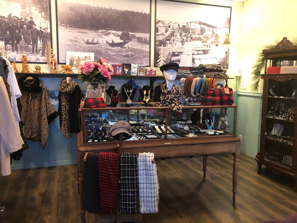 Dépôt de Fort-Coulonge | 181 Rue Principale, Fort-Coulonge, QC J0X 1V0, Canada | Phone: (819) 683-1883