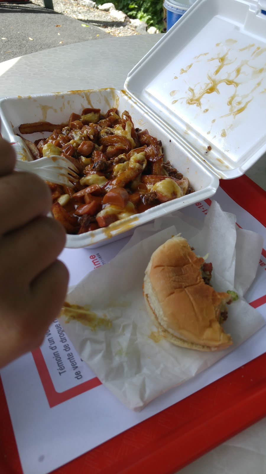 Cantine Ô Ptit Creux | 2110 QC-112, Saint-Césaire, QC J0L 1T0, Canada | Phone: (450) 947-1700