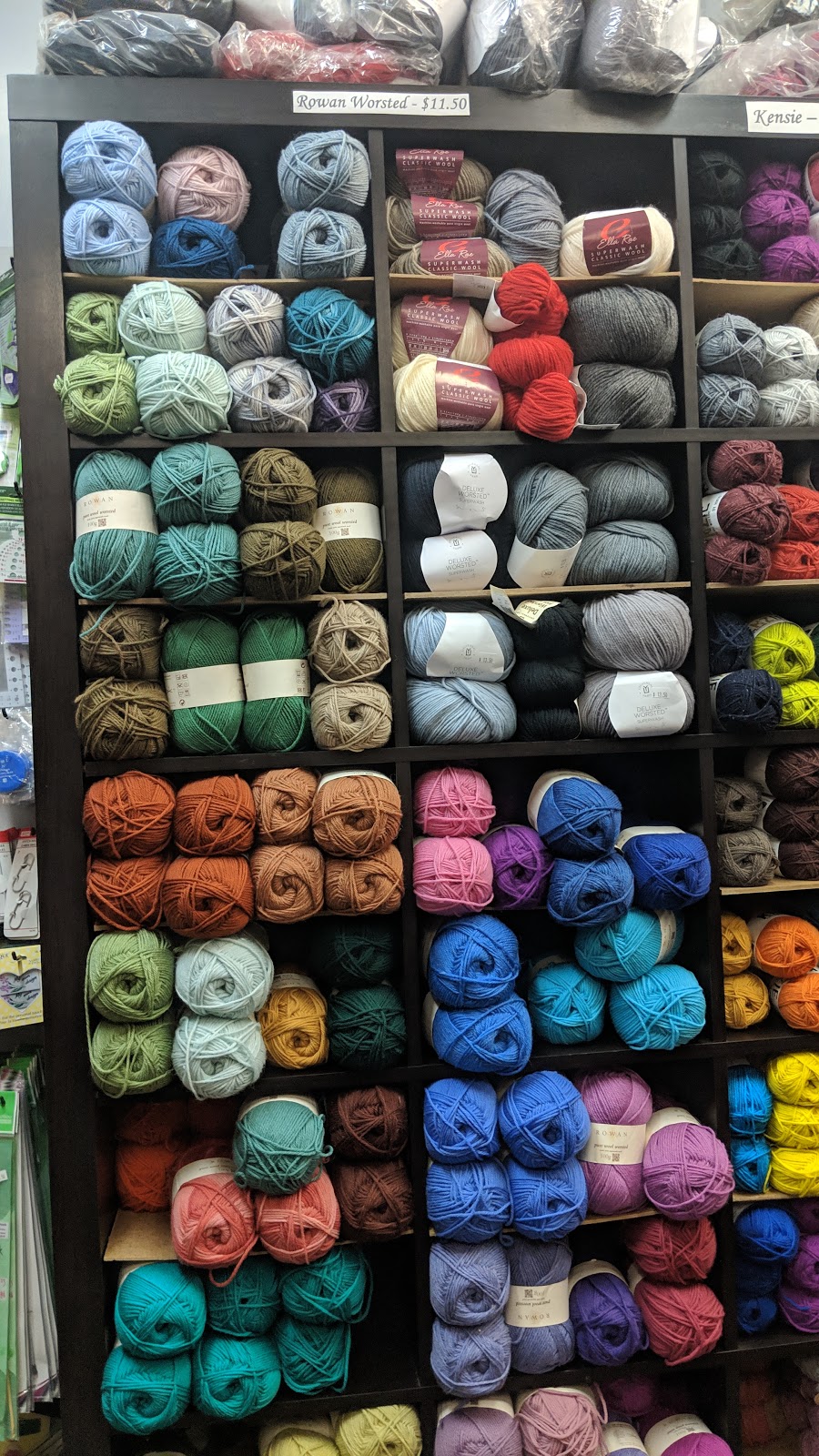 Wool & Things | 1439 Youville Dr Unit 20, Orléans, ON K1C 4M8, Canada | Phone: (613) 841-8689