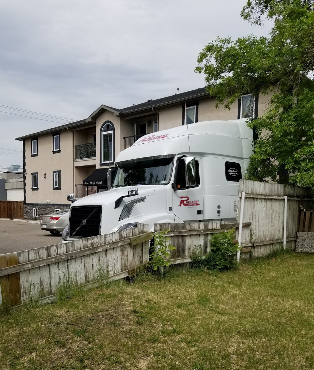 Hardline Transport Solutions Inc | 844 Snyder Rd, Moose Jaw, SK S6H 4Y4, Canada | Phone: (306) 693-6050