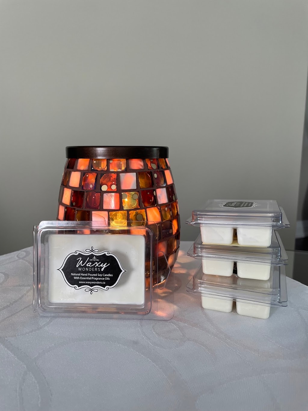 Waxy Wonders | 51 Margaret St, Angus, ON L0M 1B0, Canada | Phone: (705) 309-5532