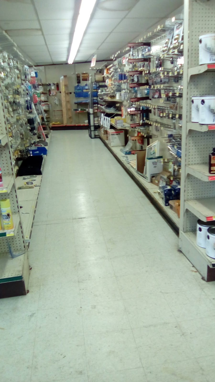 Defranco Hardware & Rental | 3105 Pine Ave, Niagara Falls, NY 14301, USA | Phone: (716) 285-3393