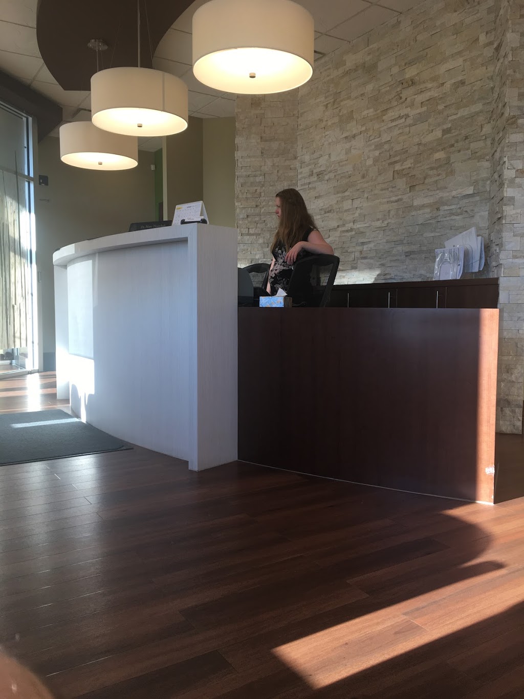 Regina Dental Group - Grasslands Dental | 4533 Gordon Rd, Regina, SK S4W 0B7, Canada | Phone: (306) 586-8411