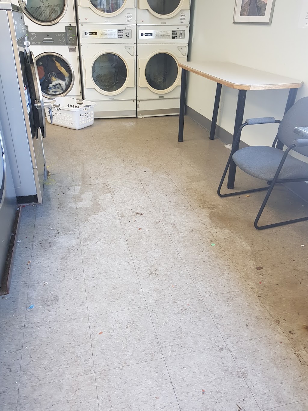 West Main Laundromat | 1703 Main St, Moncton, NB E1E 1G8, Canada | Phone: (506) 855-4339