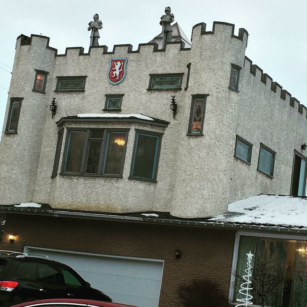 Right To You | 11117 57 Ave NW, Edmonton, AB T6H 0Z7, Canada | Phone: (780) 441-5530