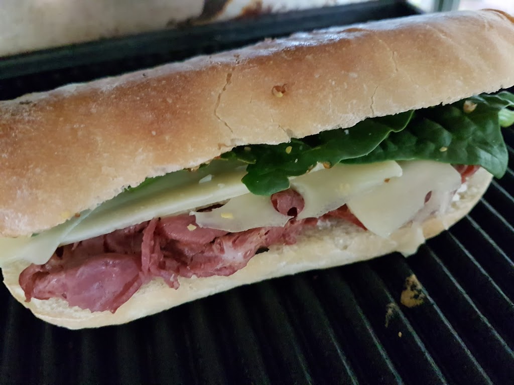Le Brasse-Camarade | 71 Rue Principale, Saint-André-Avellin, QC J0V 1W0, Canada | Phone: (819) 983-1922