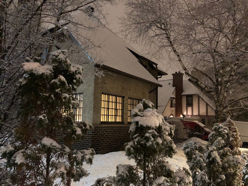 Ambassador Bed & Breakfast | 450 Laurier Ave. E, Ottawa, ON K1R 0A2, Canada | Phone: (613) 890-6022