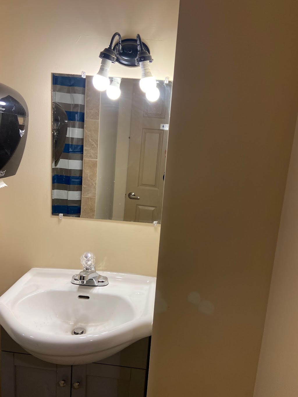 Temperance House Supportive Living Residence | 5823 Temperance Ave, Niagara Falls, ON L2G 4A9, Canada | Phone: (905) 714-9517
