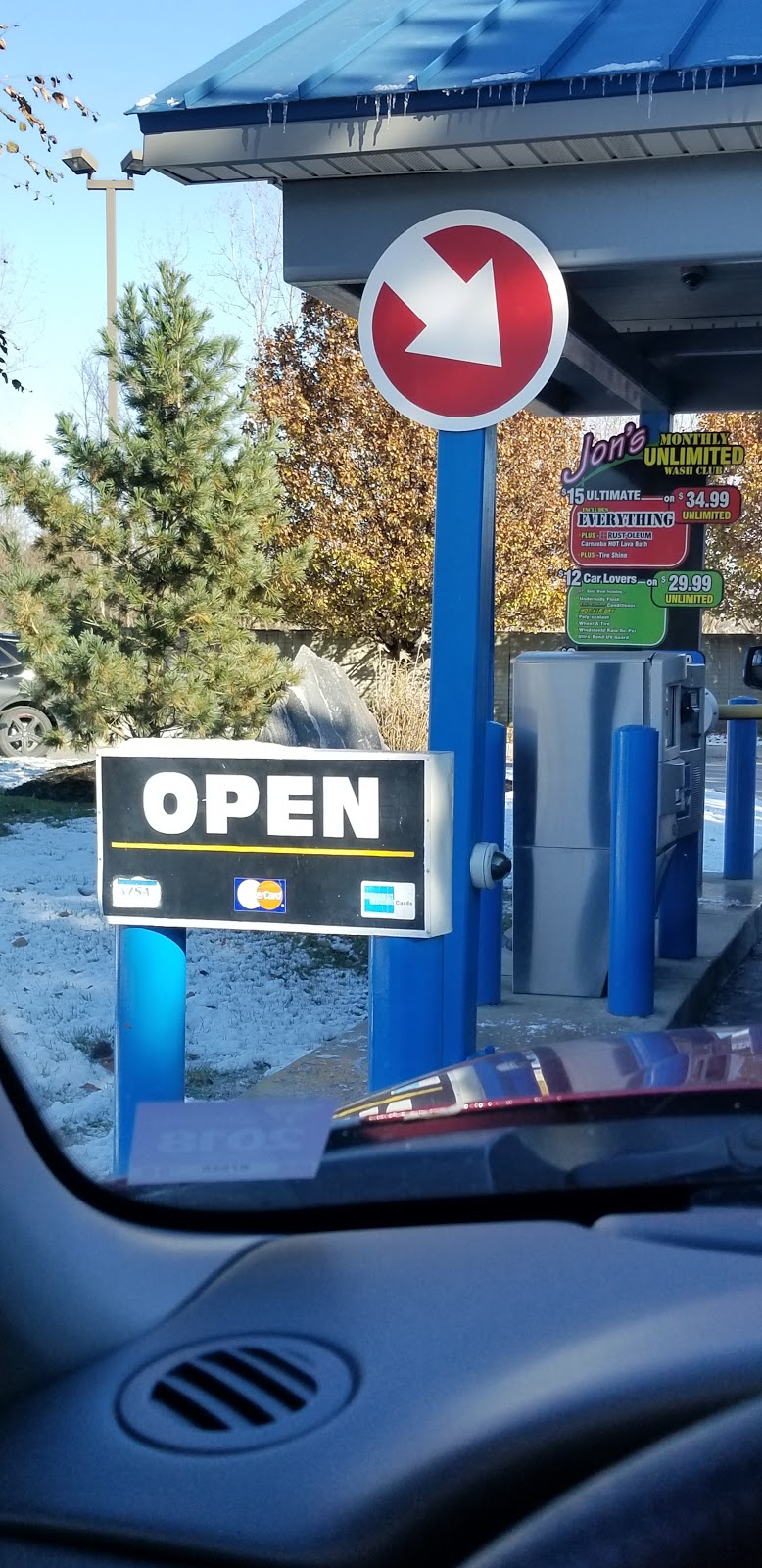 Jons Auto Wash Gratiot | 52700 Gratiot Ave, Chesterfield, MI 48051, USA | Phone: (586) 598-2890