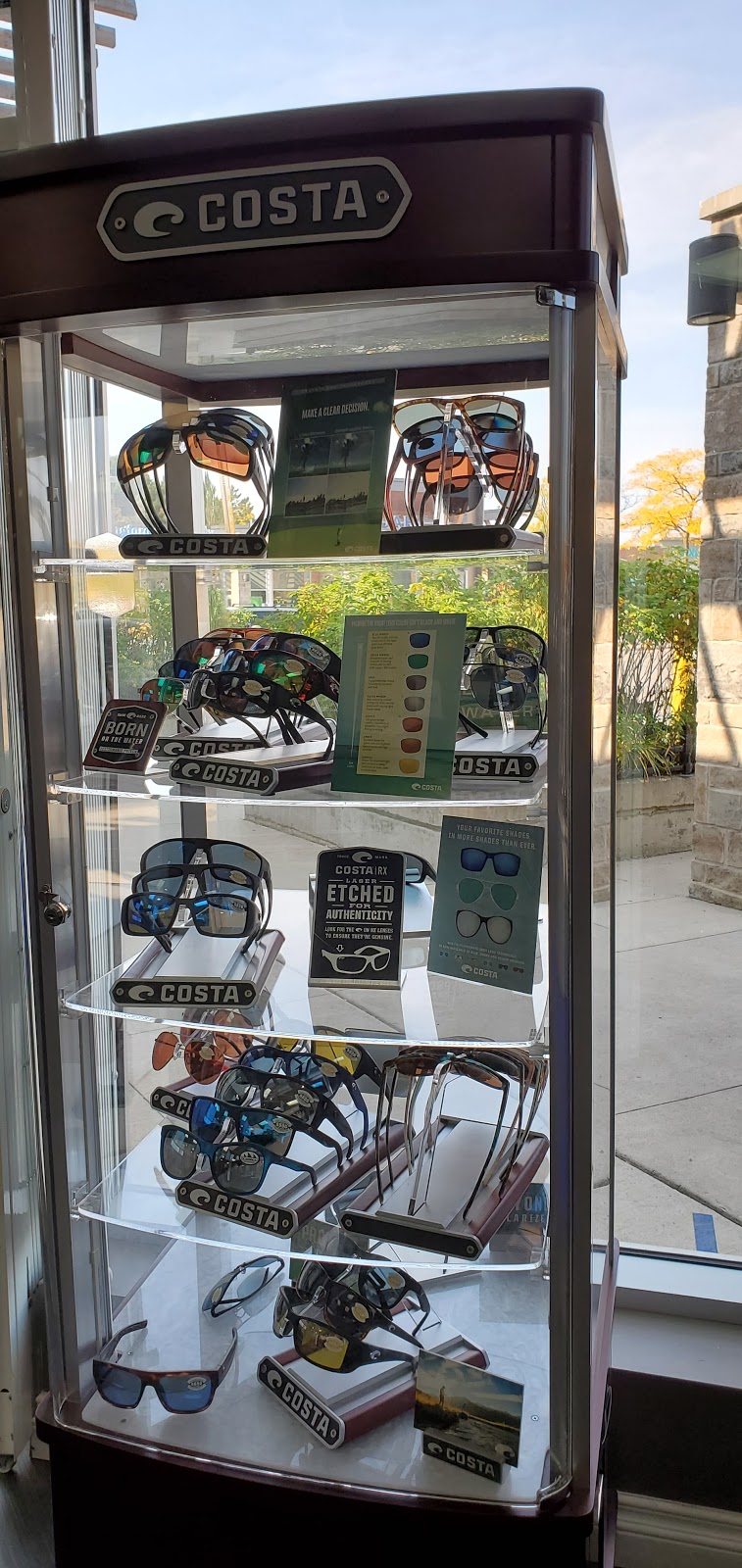 Invision Optical | 511 Maple Grove Dr #25, Oakville, ON L6J 6X8, Canada | Phone: (905) 842-9444