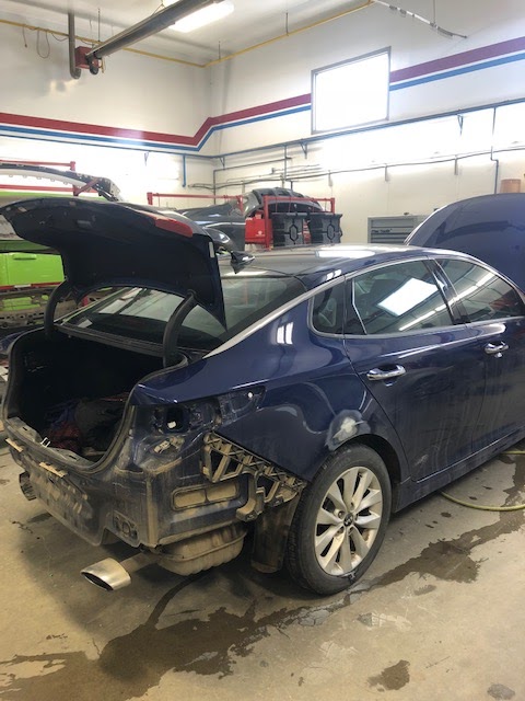 East Wey Auto Body Inc | 79 17 St, Weyburn, SK S4H 2Y9, Canada | Phone: (306) 842-7324