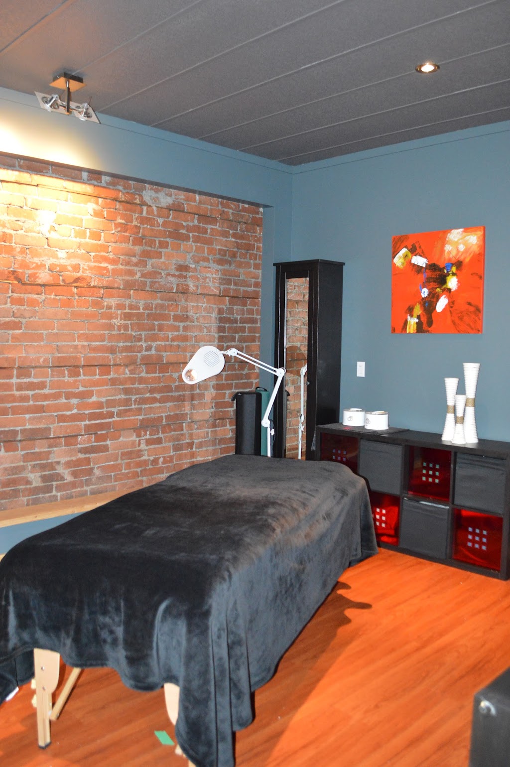 High Maintenance Spa | 13231 20 Ave, Blairmore, AB T0K 0E0, Canada | Phone: (403) 582-0016