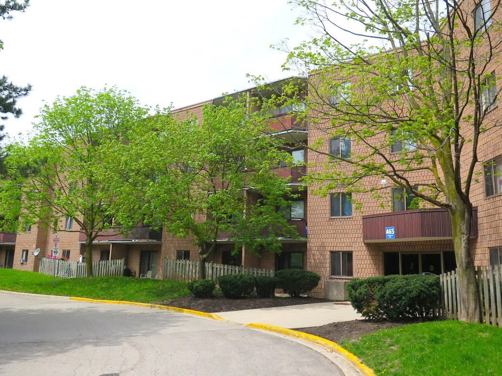 Castlegrove Estates | 465 - 475 Castlegrove Blvd, London, ON N6G 3R9, Canada | Phone: (519) 657-3685
