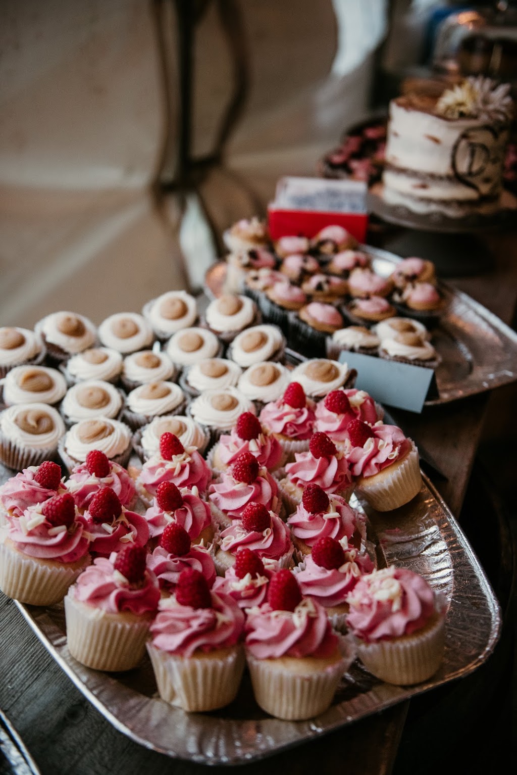 The Avenue Cakery and Bakeshoppe Too | 101 Sunset Dr #9103, Cochrane, AB T4C 0W7, Canada | Phone: (403) 981-7979