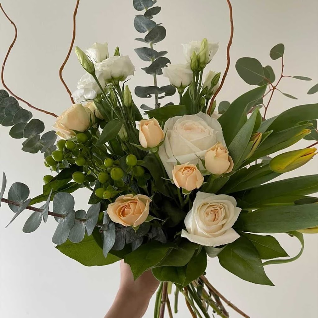 FLEURISTE BELOEIL - La Boutique Florale- Livraison seulement | 26 Rue Rémi-Dansereau, Beloeil, QC J3G 0M5, Canada | Phone: (450) 467-0882