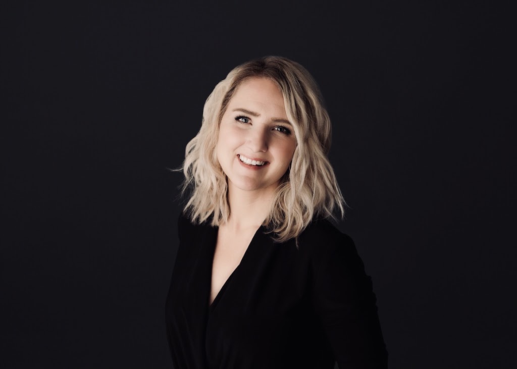 Alicia Sharkawi - Advanced Mortgage (Mortgages by Alic) | 2 Osborne Common SW, Airdrie, AB T4B 5E3, Canada | Phone: (403) 477-5949