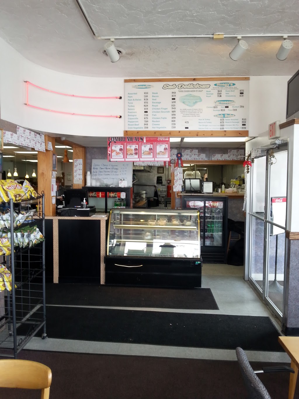 Sub Delicious | 15 Locust St, Lockport, NY 14094, USA | Phone: (716) 434-6667