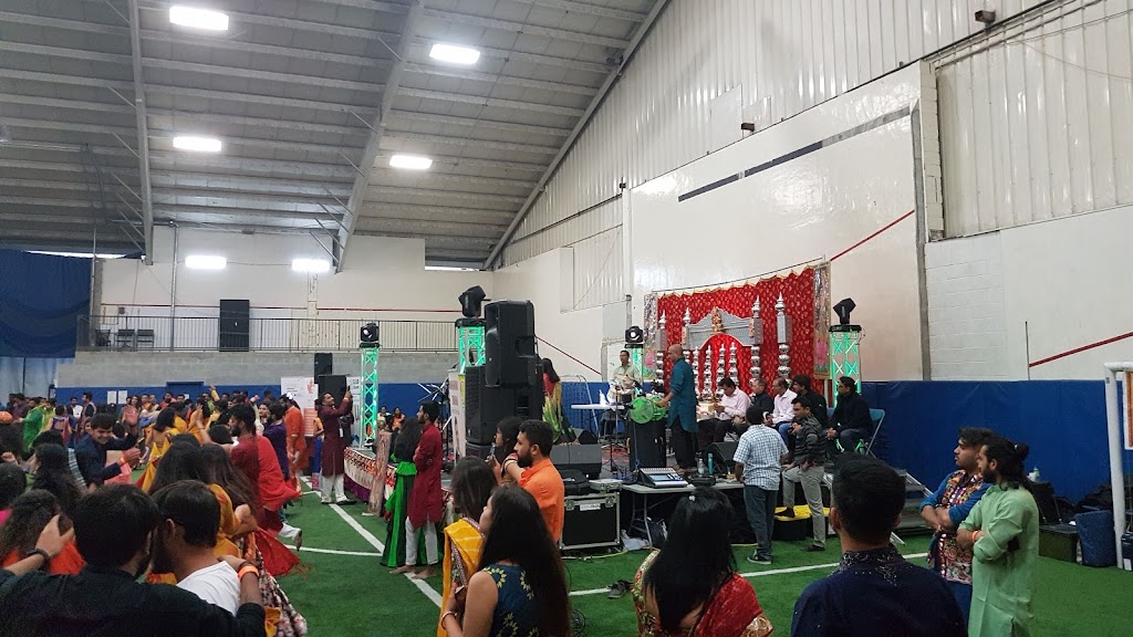 Club Sportif Côte de Liesse CDL | 8305 Chem. de la Côte-de-Liesse, Saint-Laurent, QC H4T 1G5, Canada | Phone: (514) 735-2582