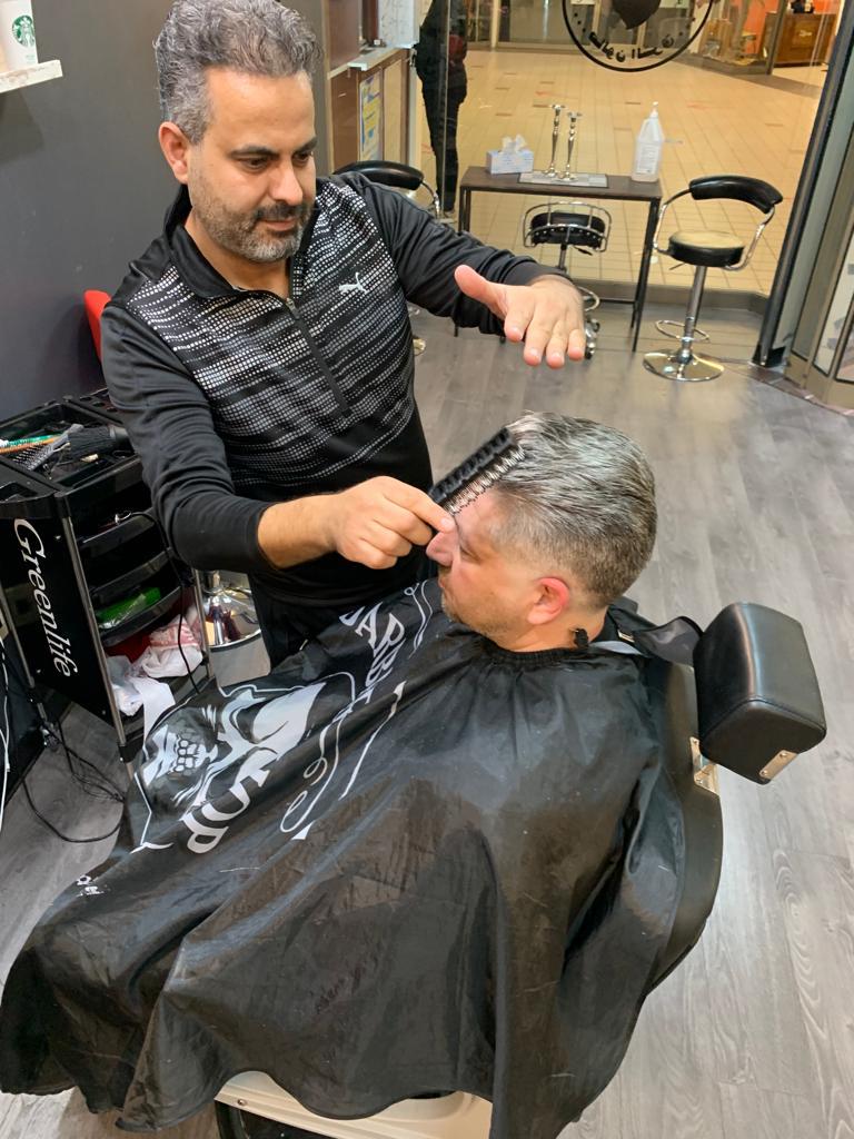Al-Shark coiffure pour hommes | 740 Boulevard Cote Vertu Ouest, Saint-Laurent, QC H4L 1Y6, Canada | Phone: (438) 483-7237