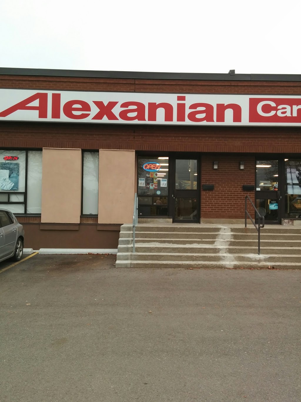 Alexanian Carpet and Flooring 4884 Dufferin St, North York, ON M3H