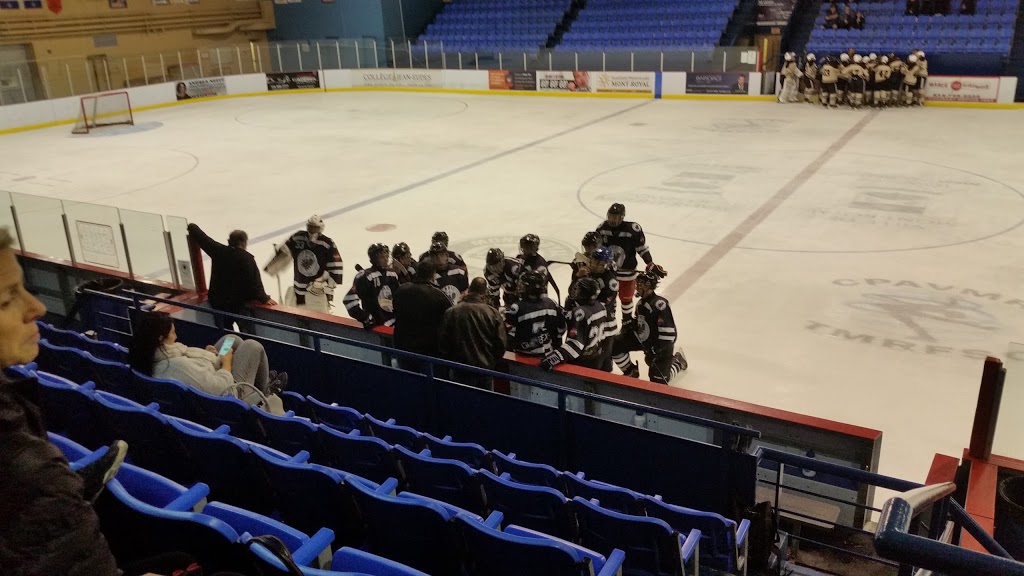 Mount Royal Arena | 1050 Chemin de Dunkirk, Mont-Royal, QC H3R 3J8, Canada | Phone: (514) 734-2925