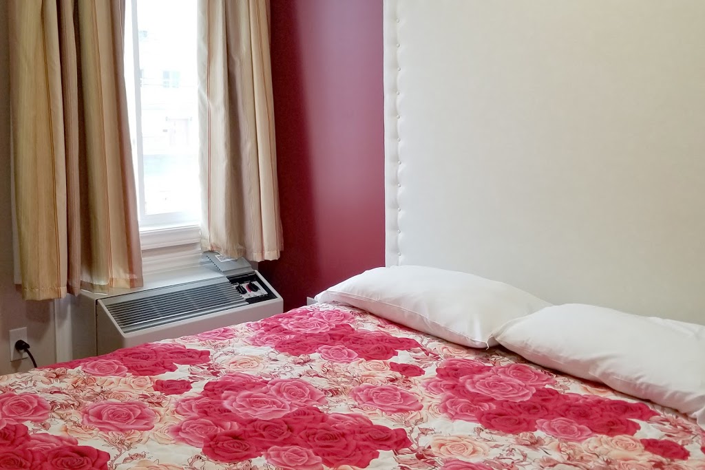 Hotel Kent Chatham | 420 Grand Ave E, Chatham, ON N7L 1X2, Canada | Phone: (888) 676-5439
