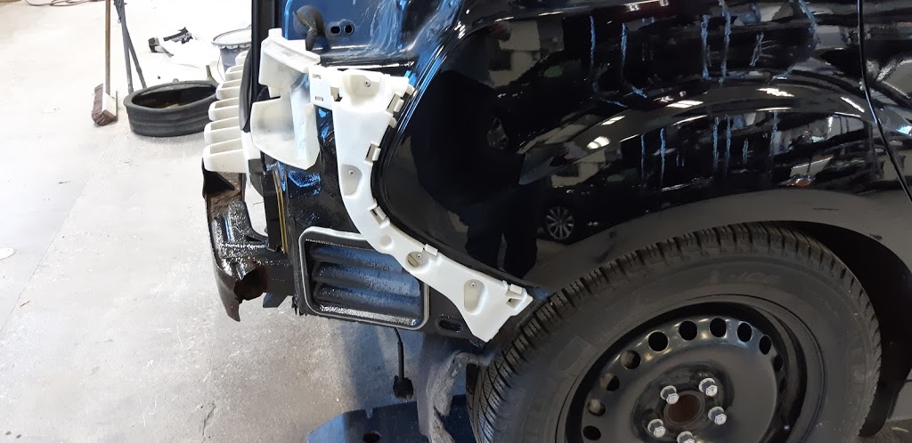 FIX AUTO OAKVILLE CENTRAL | 281 Wyecroft Rd, Oakville, ON L6K 2H2, Canada | Phone: (905) 845-1646