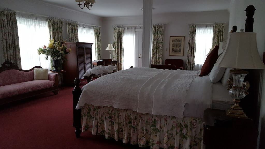 Claramount Inn & Spa | 97 Bridge St, Picton, ON K0K 2T0, Canada | Phone: (613) 476-2709