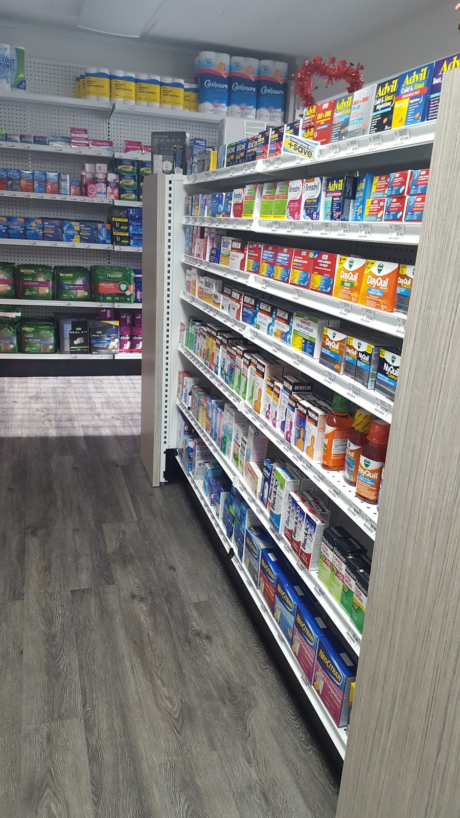 Constance Bay Pharmacy | 131 Constance Bay Rd, Woodlawn, ON K0A 3M0, Canada | Phone: (613) 832-7707