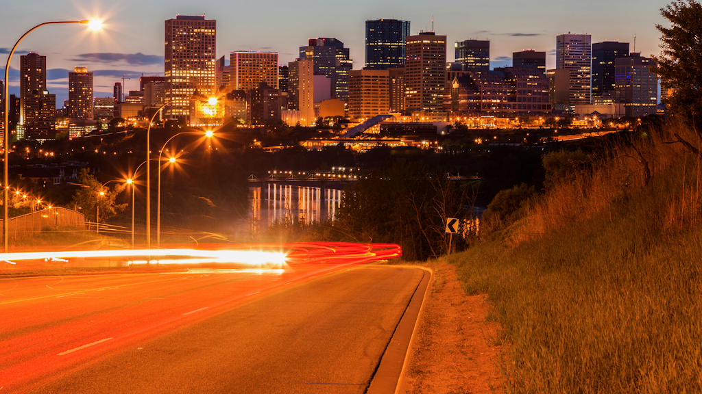 Royal LePage Noralta Real Estate, Edmonton Real Estate Brokerage | 3018 Calgary Trail NW, Edmonton, AB T6J 6V4, Canada | Phone: (780) 431-5600