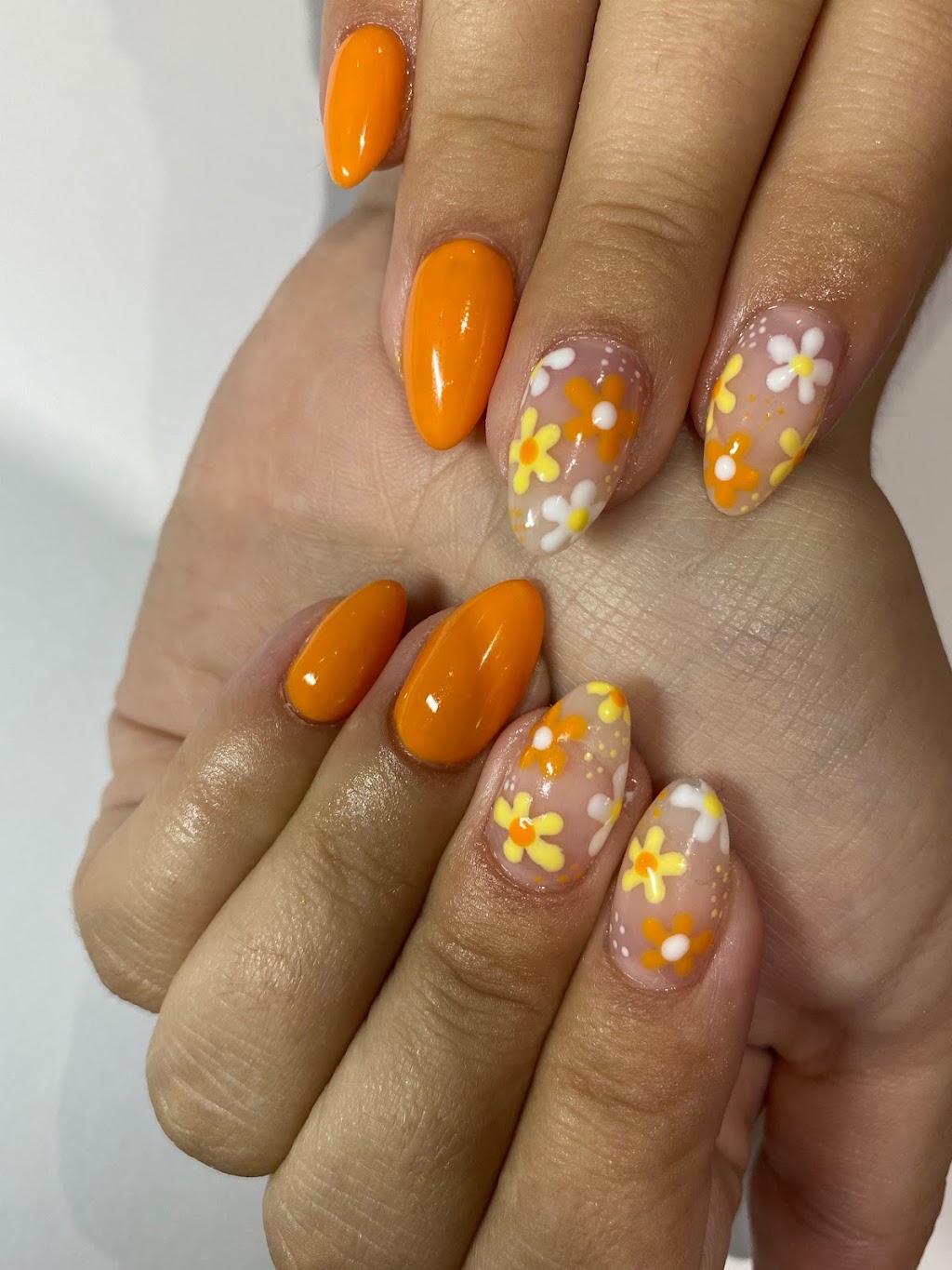 Kara Esthetics | 328 Glenrose Dr, London, ON N6K 2A8, Canada | Phone: (519) 671-9484