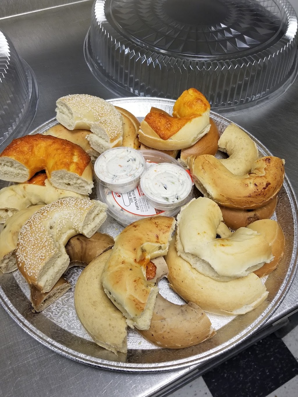 The Great Canadian Bagel | bakery | 705 Kingston Rd, Pickering, ON L1V 6K3, Canada | 9054207027 OR +1 905-420-7027
